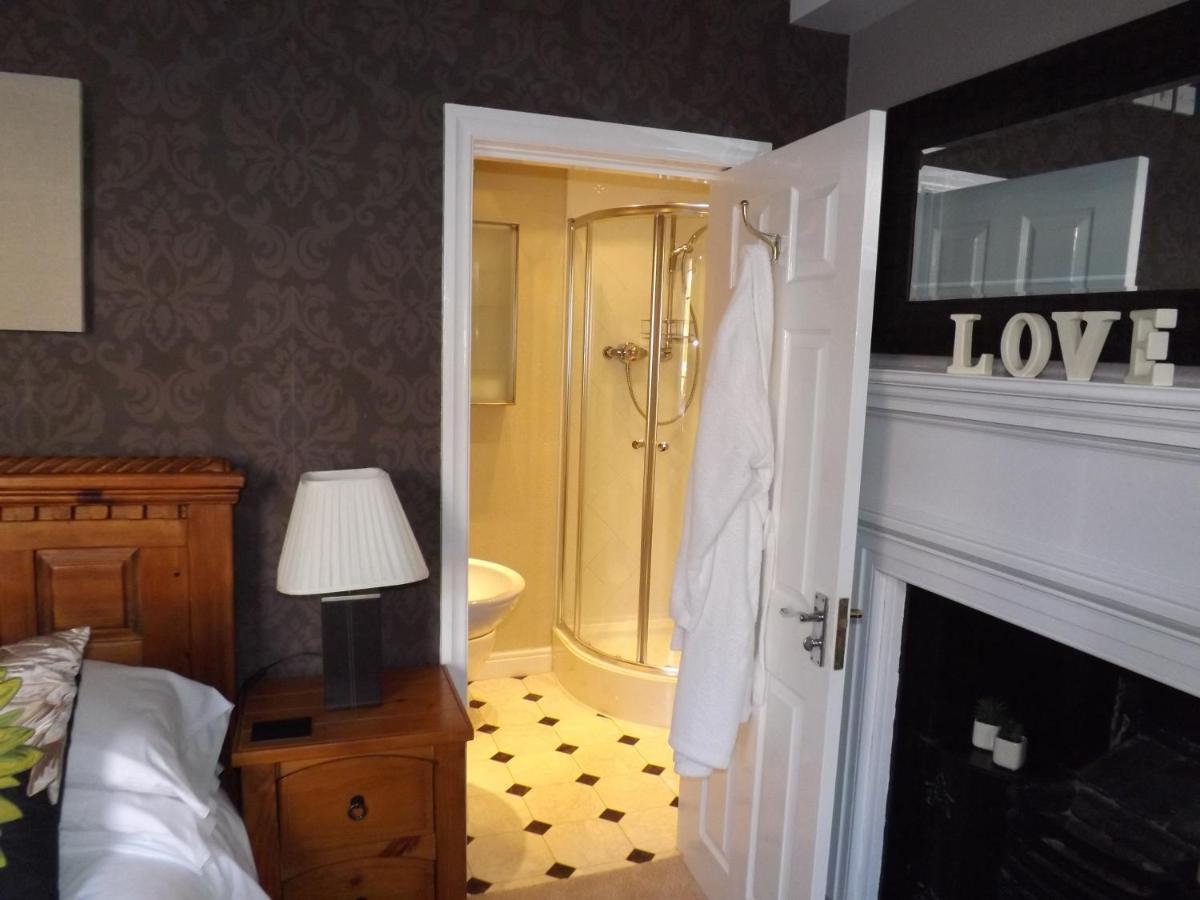 White Linen Whitby, Room Only Exterior foto